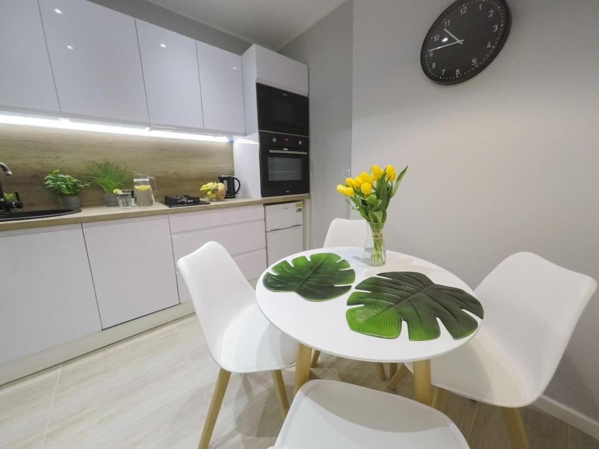 Rynek 20/21 -Cosy New Apartment On The Market Square - 4 Bedrooms - 8 People Wrocław Exteriör bild
